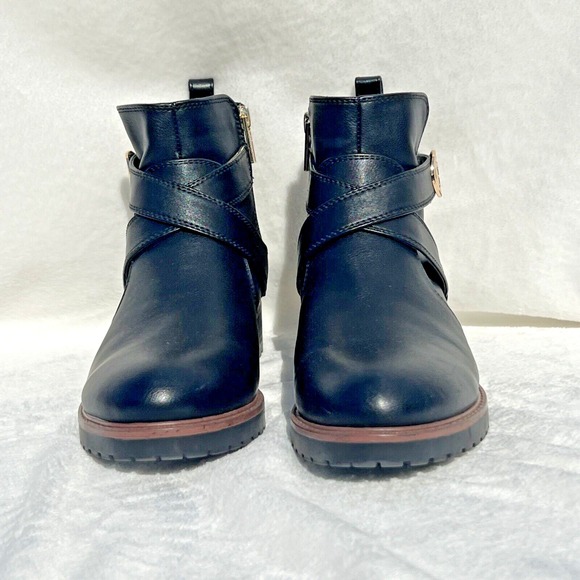 Tommy Hilfiger Women's Fennie Logo Ankle Boots‎ Black Sz. 8M Fashionable EUC - Picture 5 of 11